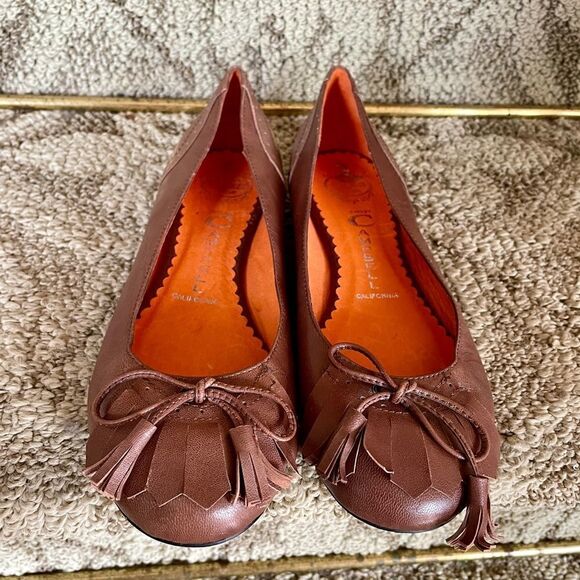 Jeffrey Campbell Daffy Kiltie Ballet Flats Shoes Size 7.5 Luggage Brown Leather - Picture 2 of 6